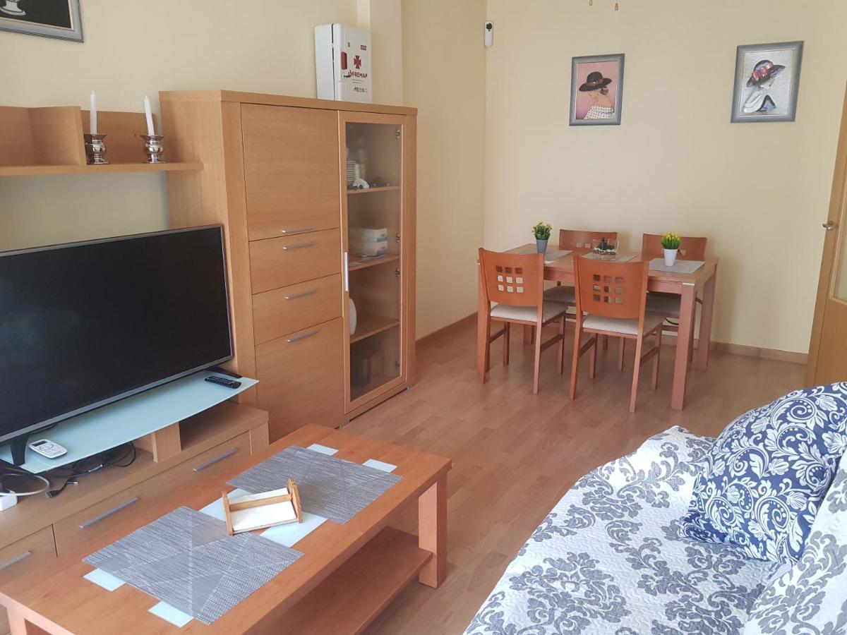 Apartamento Alhondiga Hervas Bagian luar foto