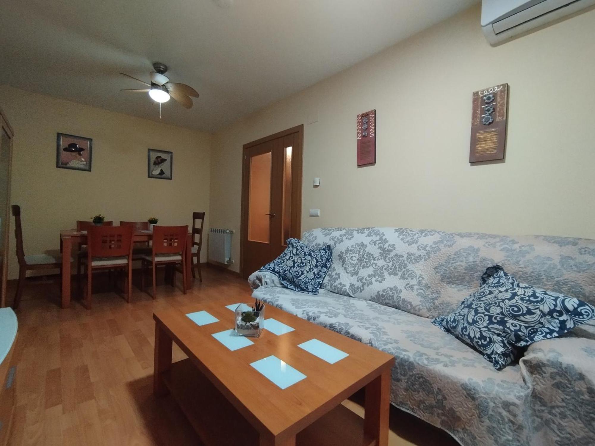 Apartamento Alhondiga Hervas Bagian luar foto
