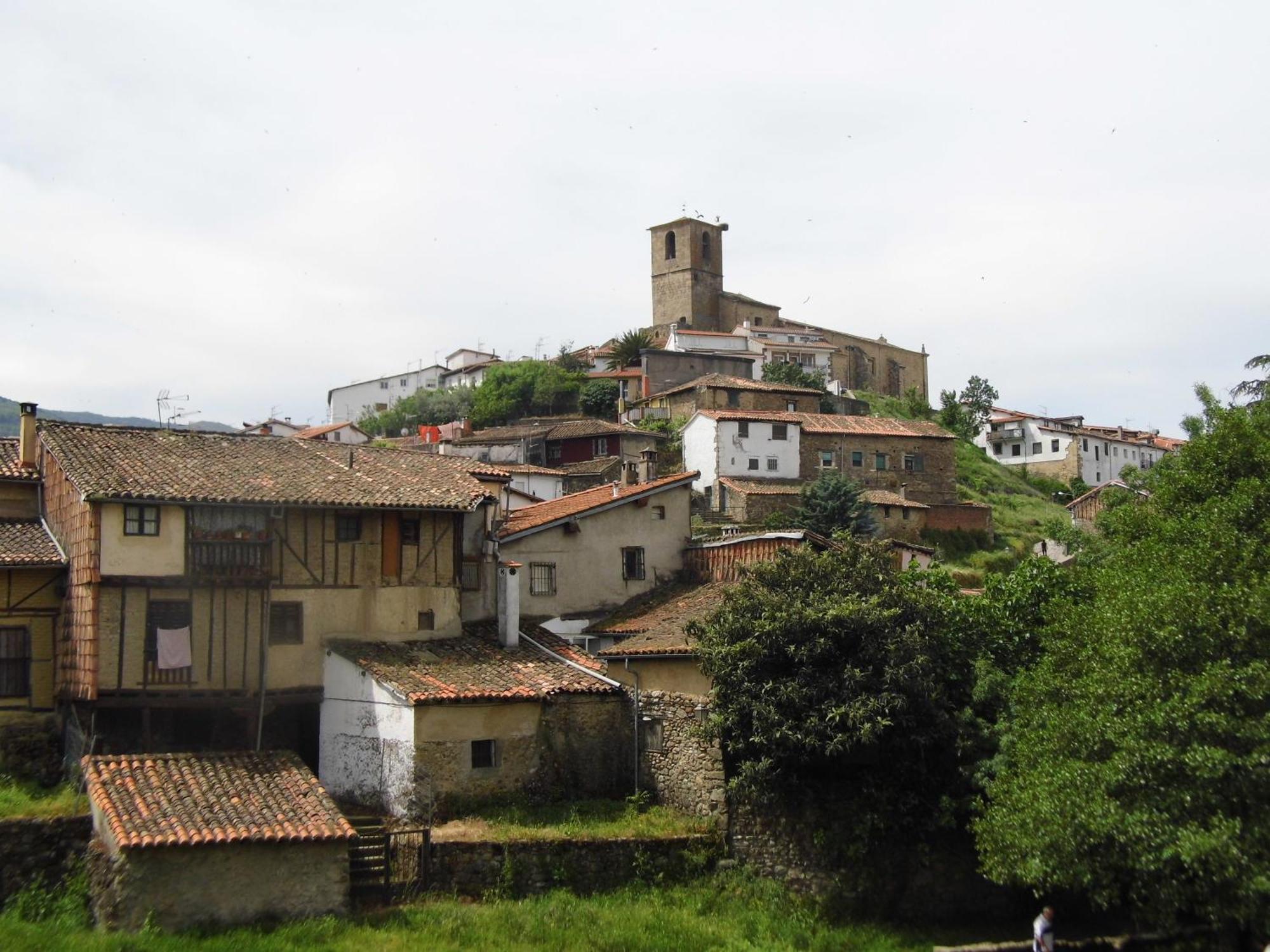 Apartamento Alhondiga Hervas Bagian luar foto
